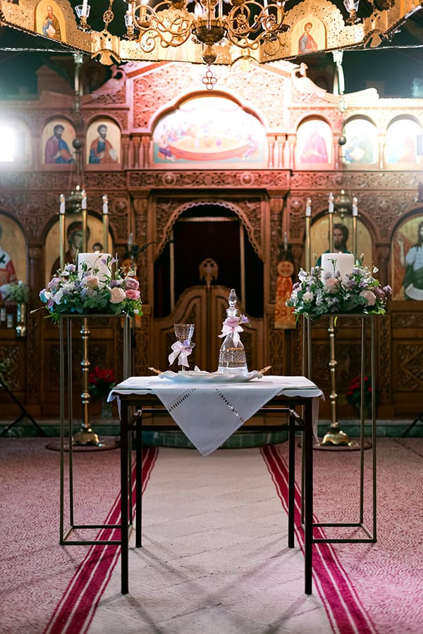 beautiful-wedding-ioannina-lilac-roses-purple-lysianthus_16