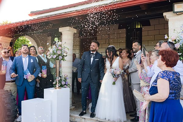 beautiful-wedding-ioannina-lilac-roses-purple-lysianthus_20