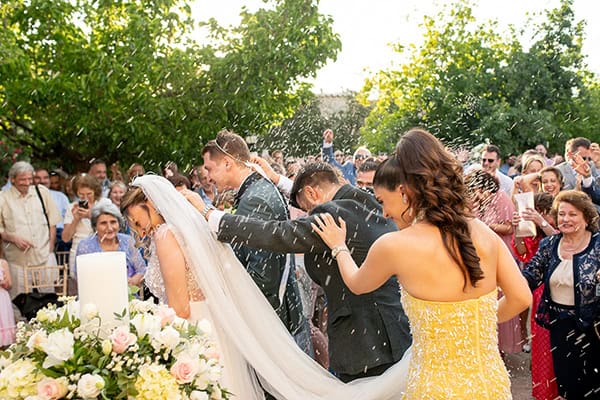 beautiful-wedding-museio-oinou-dusty-pink-roses_17