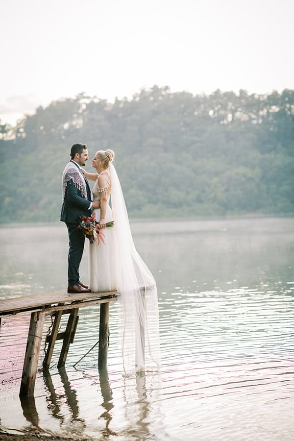 boem-summer-wedding-orange-pampas-grass_03