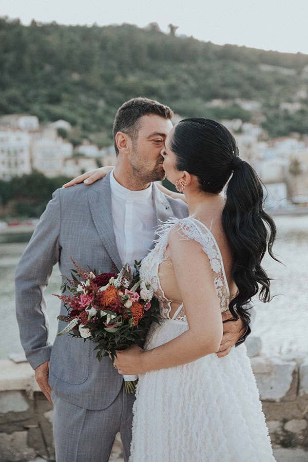 cheerful-summer-wedding-gytheio-orange-theme_38