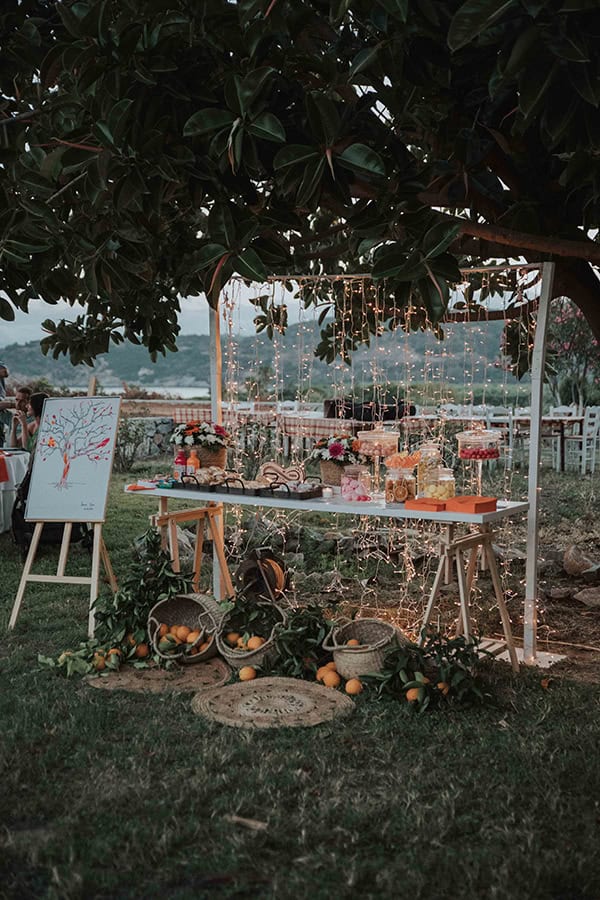 cheerful-summer-wedding-gytheio-orange-theme_41