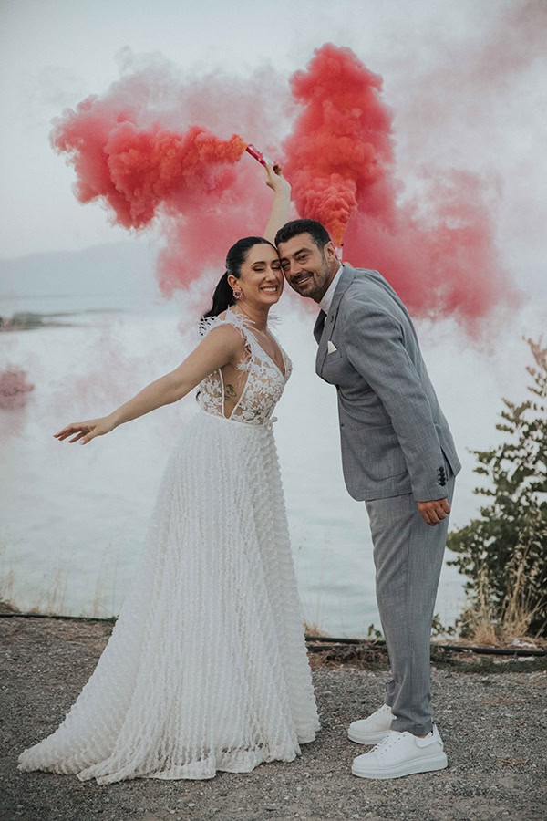 cheerful-summer-wedding-gytheio-orange-theme_83