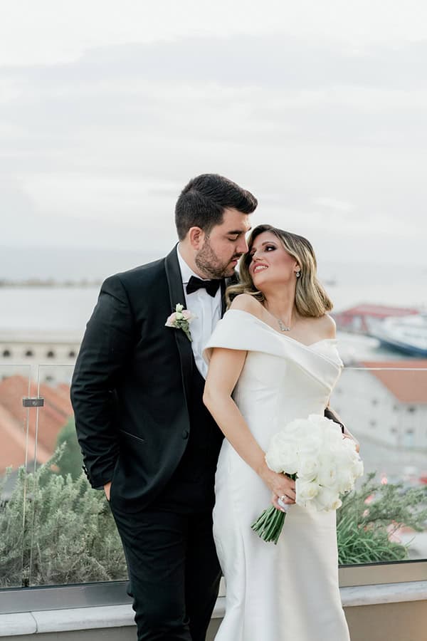 chic-summer-wedding-thessaloniki-light-pink-hudrangeas_02