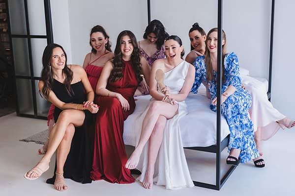 gorgeous-spring-wedding-baptism-white-roses_07