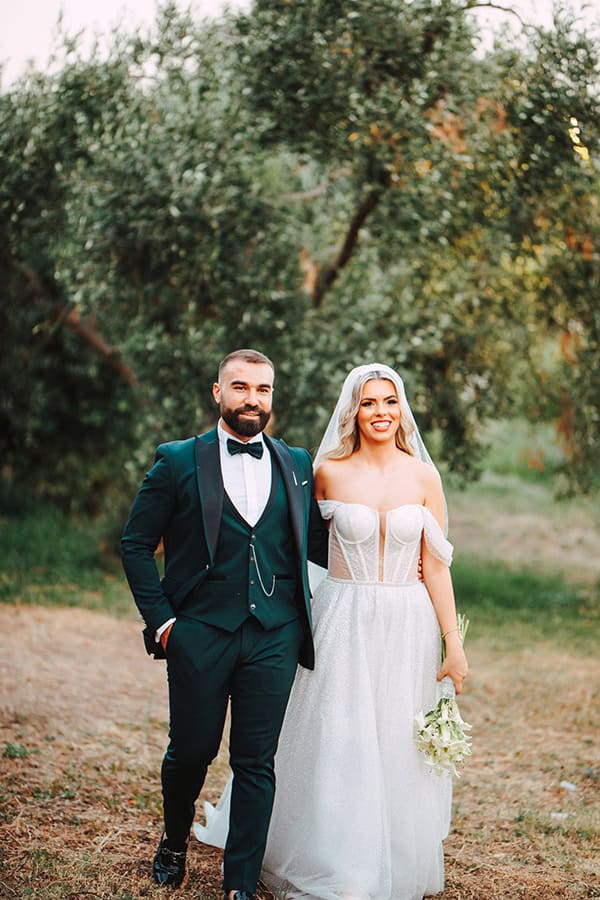 gorgeous-summer-wedding-larisa-white-flowers_14