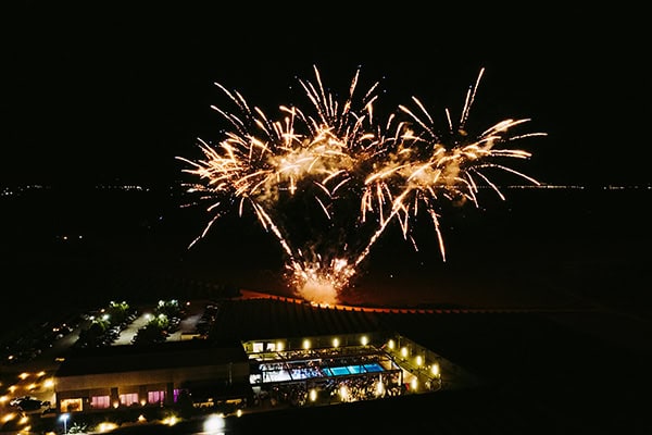 gorgeous-summer-wedding-larisa-white-flowers_21