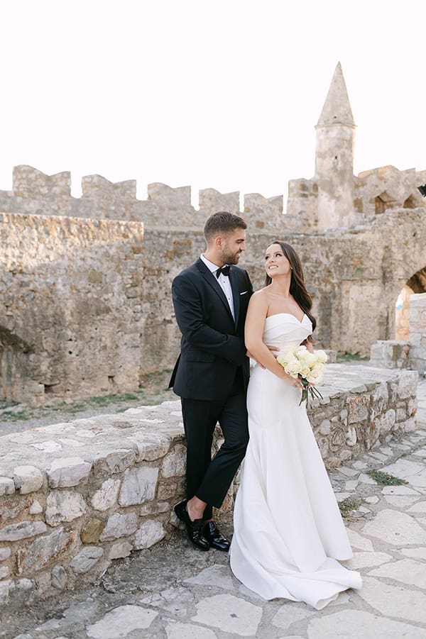 gorgeous-summer-wedding-patras-yellow-roses_07