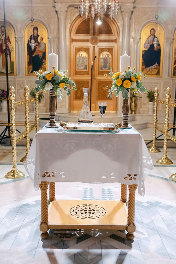 gorgeous-summer-wedding-patras-yellow-roses_20x