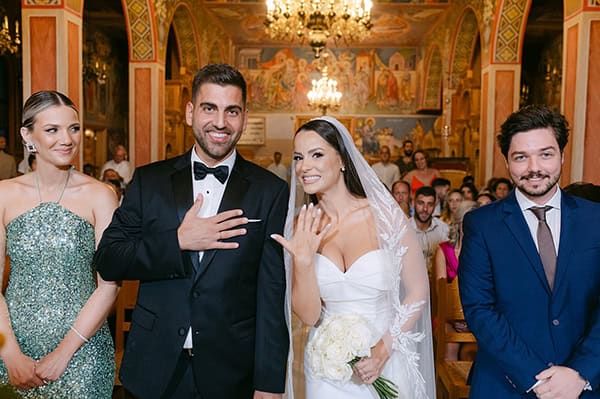 gorgeous-summer-wedding-patras-yellow-roses_26