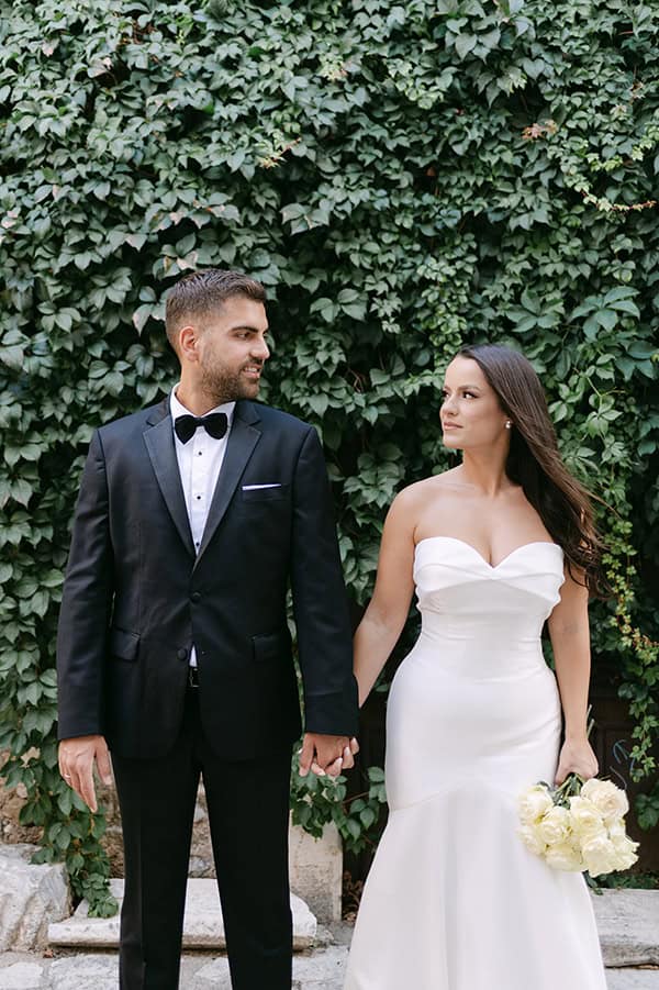 gorgeous-summer-wedding-patras-yellow-roses_41