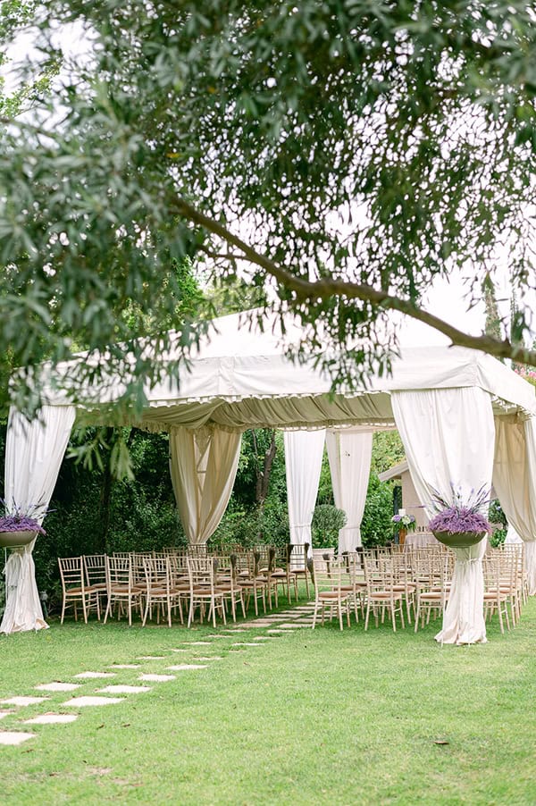 gorgeous-summer-wedding-purple-flowers-residence_14