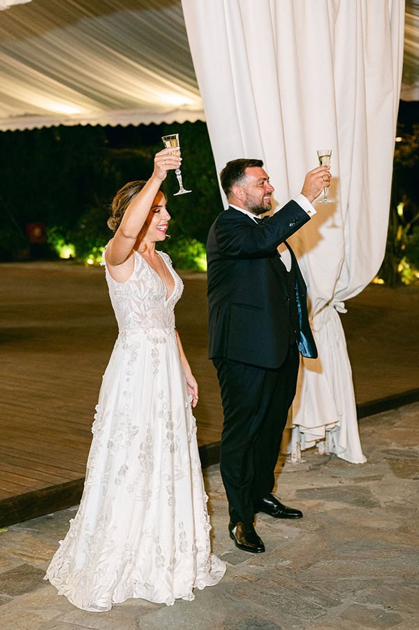 gorgeous-summer-wedding-purple-flowers-residence_43