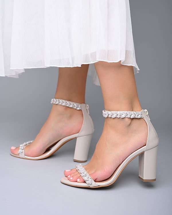 lovely-bridal-shoes-pinky-promise_07