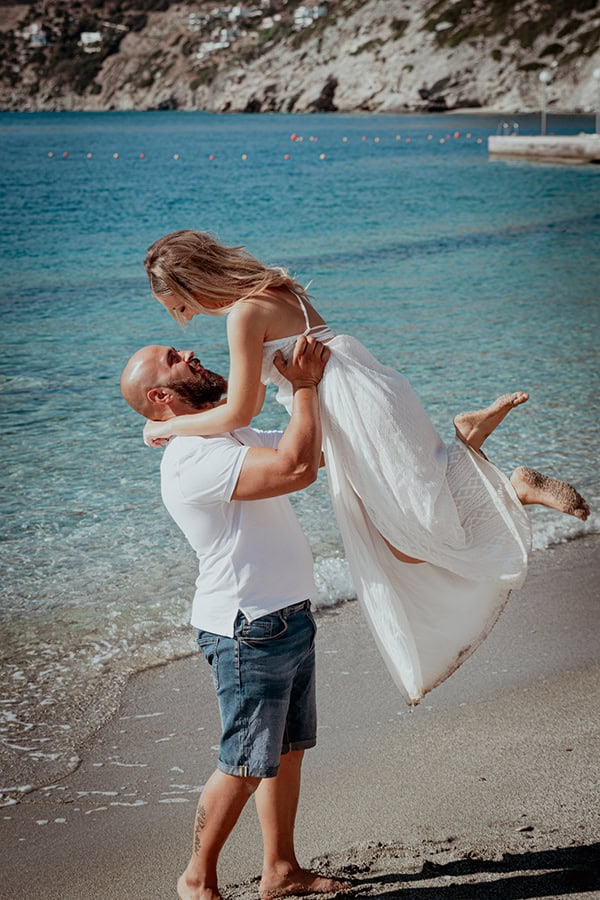 lovely-prewedding-photoshoot-crete_02