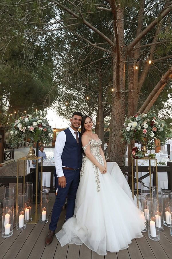 lovely-summer-wedding-larnaca-peach-roses_17