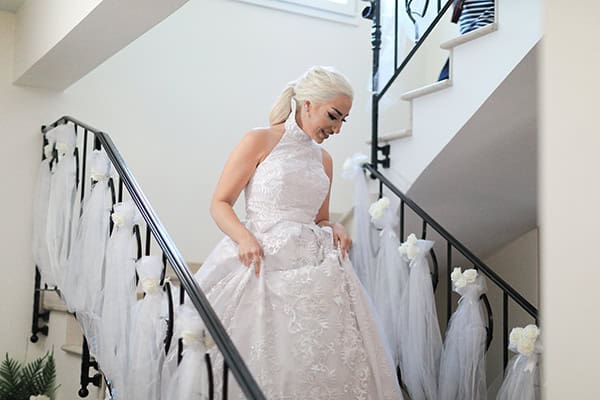 lovely-summer-wedding-larnaca-white-roses_16