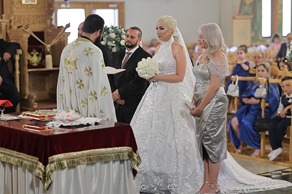 lovely-summer-wedding-larnaca-white-roses_26