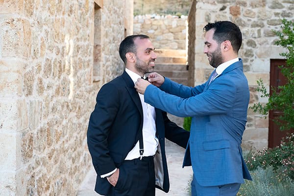 lovely-summer-wedding-mani-orange-roses_10