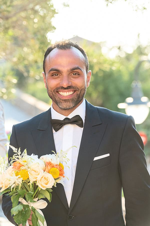 lovely-summer-wedding-mani-orange-roses_14