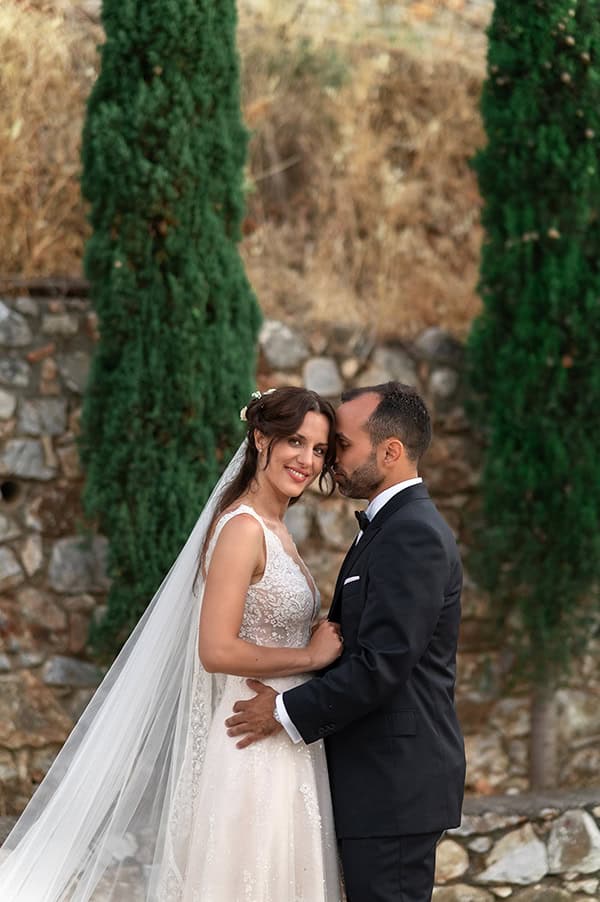 lovely-summer-wedding-mani-orange-roses_22