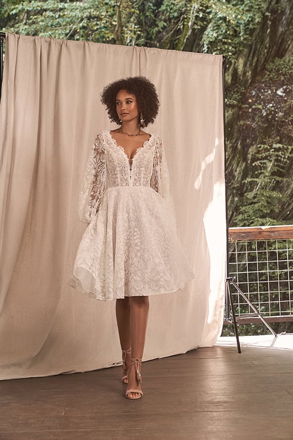 lovely-wedding-dresses-lilian-west_12