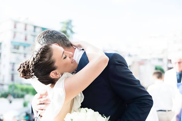 minimal-chic-summer-wedding-patras-white-roses_13