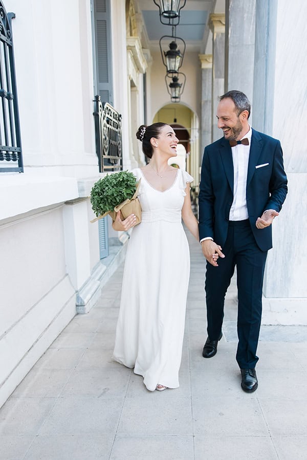 minimal-chic-summer-wedding-patras-white-roses_27