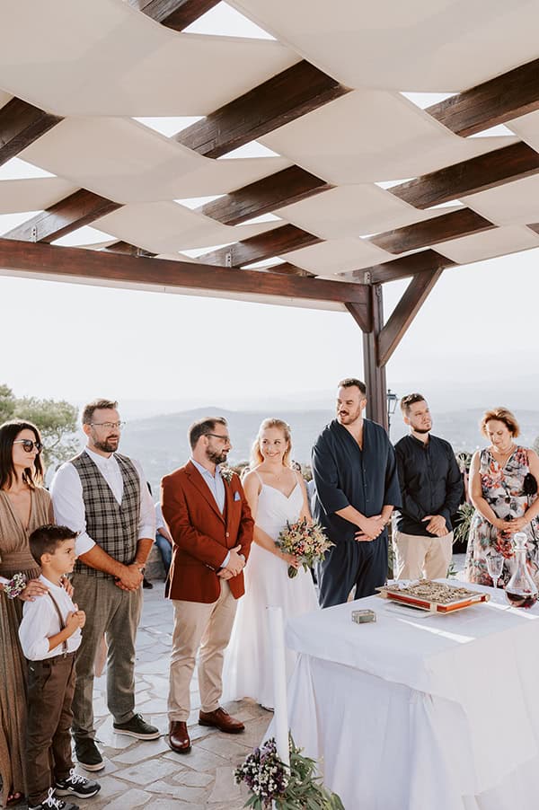 minimal-romantic-summer-wedding-soft-hues_18