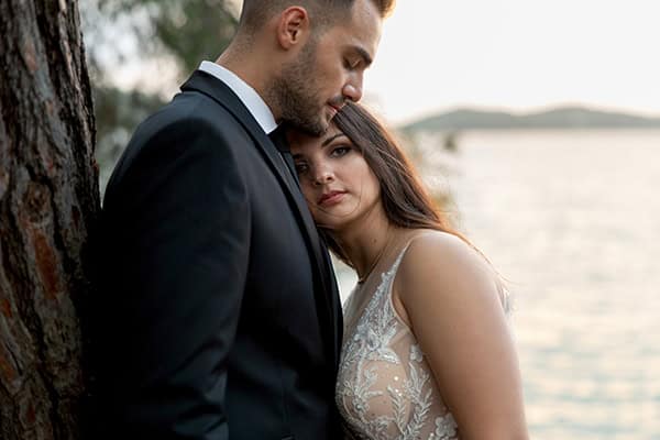 romantic-fall-wedding-agrinio-white-flowers_01