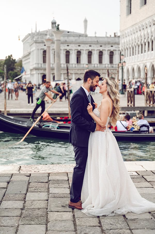 romantic-next-day-photoshoot-venice_01