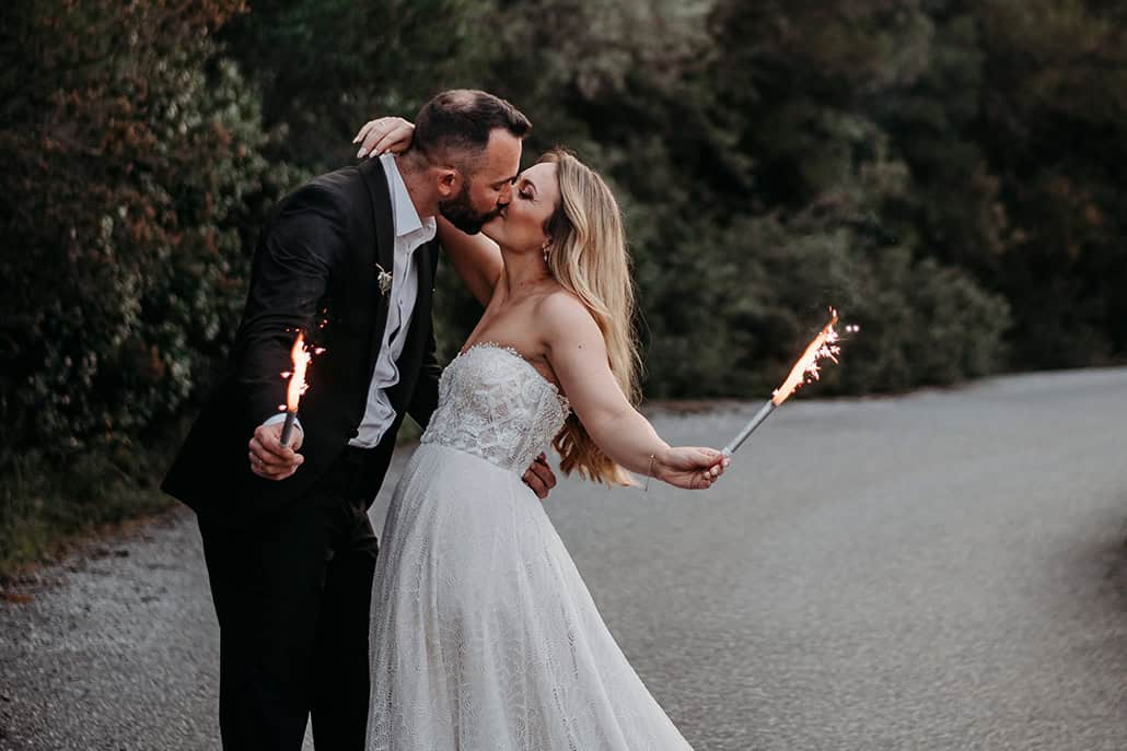 Ανοιξιάτικος γάμος στη Χαλκιδική με ρομαντικά στιγμιότυπα | Ιωάννα & Κώστας