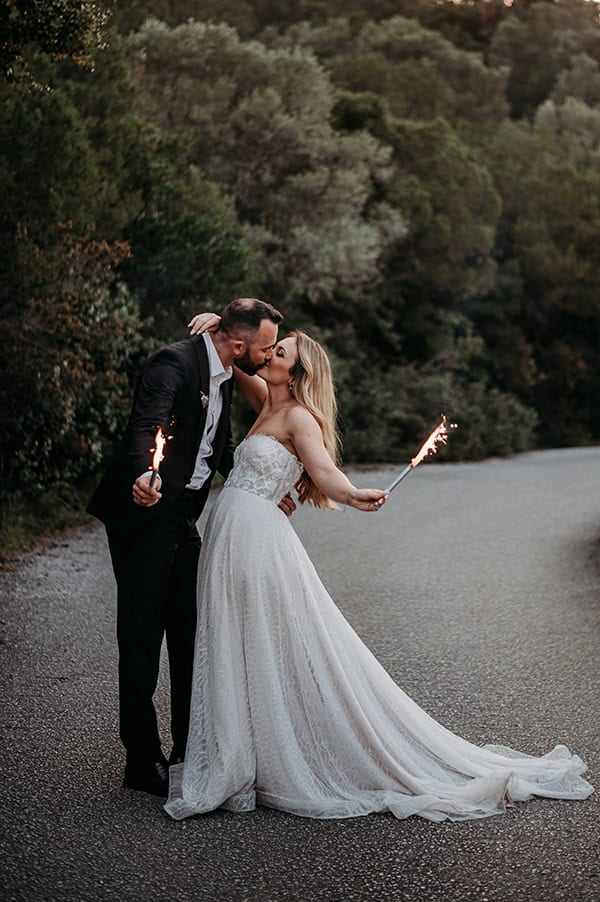 spring-wedding-chalkidiki-romantic-snapshots_01