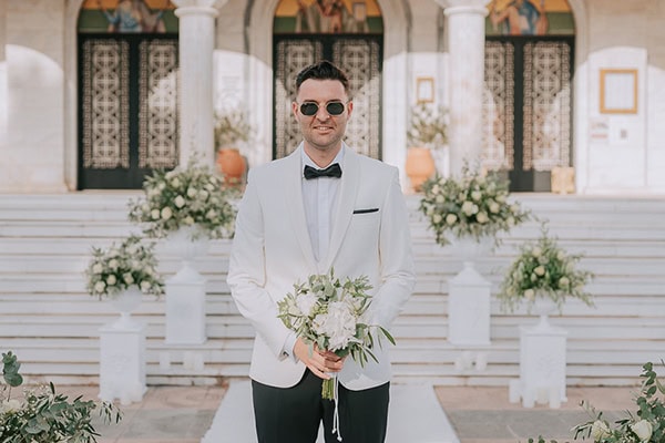 all-white-summer-wedding-volos-roses_15