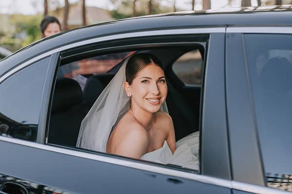 all-white-summer-wedding-volos-roses_16