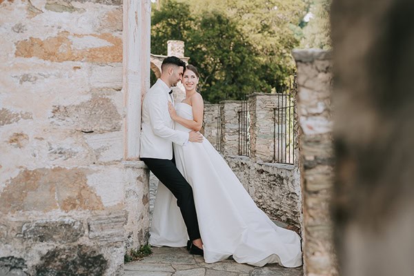 all-white-summer-wedding-volos-roses_32