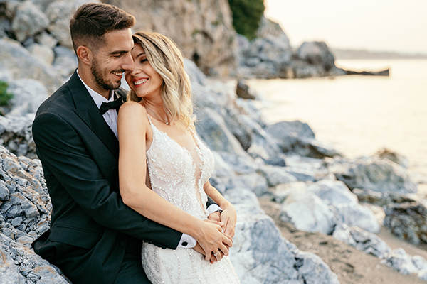 beautiful-summer-wedding-aikaterini-white-roses_01w