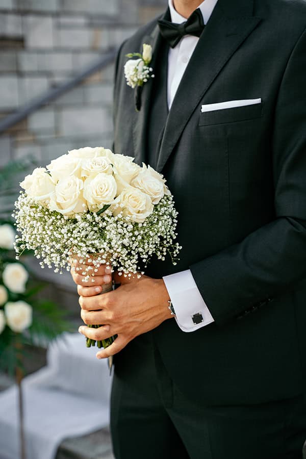 beautiful-summer-wedding-aikaterini-white-roses_13x