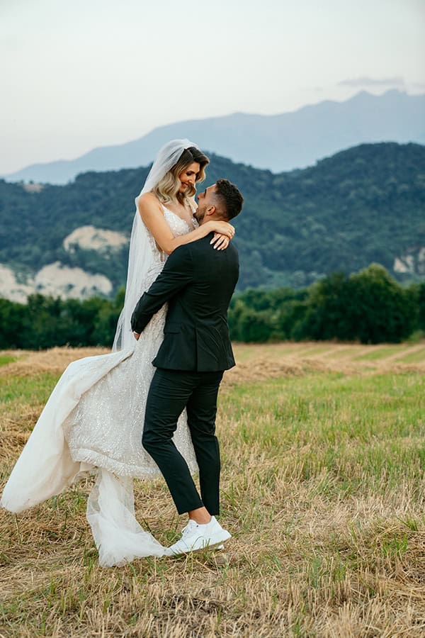 beautiful-summer-wedding-aikaterini-white-roses_22