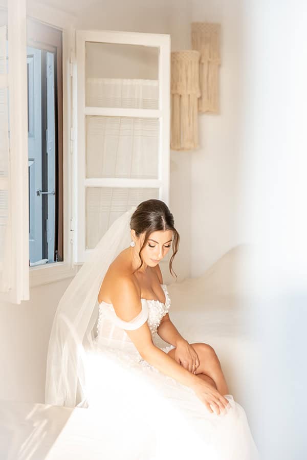 beautiful-summer-wedding-kalymnos-ivory-roses_06x