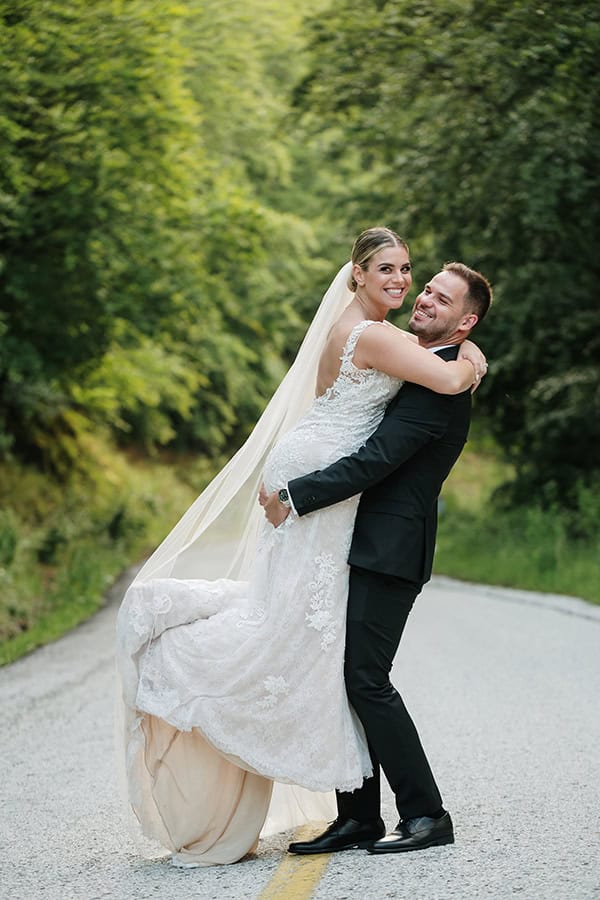 beautiful-summer-wedding-kastoria-white-roses_04