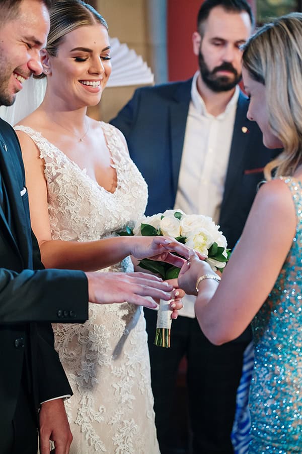 beautiful-summer-wedding-kastoria-white-roses_17