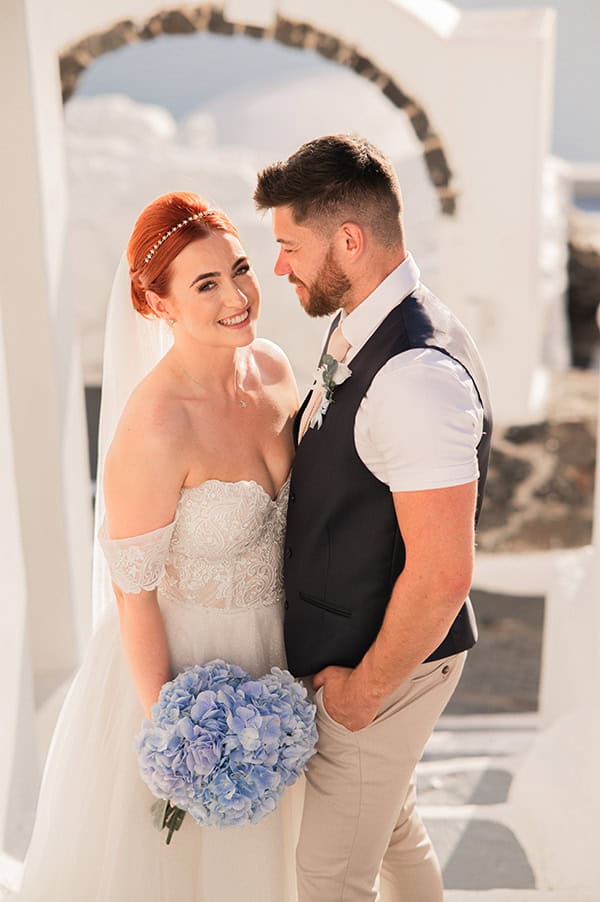 destination-wedding-santorini-blue-hudrangeas_32