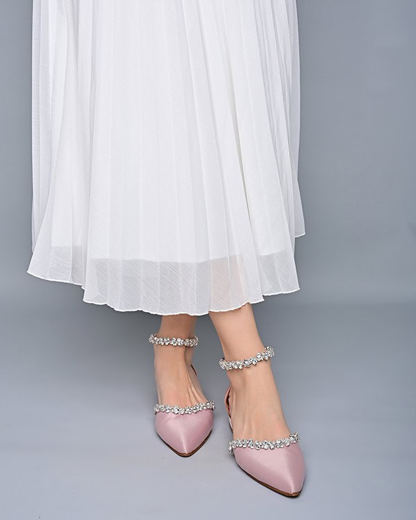modern-saten-bridal-shoes-pinky-promise-stunning-bridal-look_05