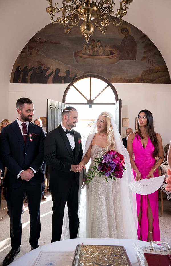 modern-summer-wedding-larnaca-purple-fuchsia-flowers_13z