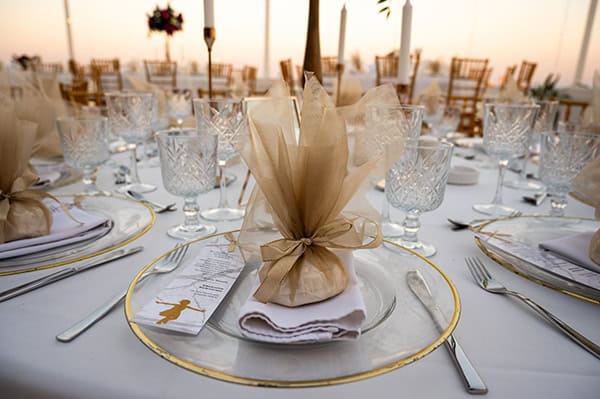 modern-summer-wedding-larnaca-purple-fuchsia-flowers_16