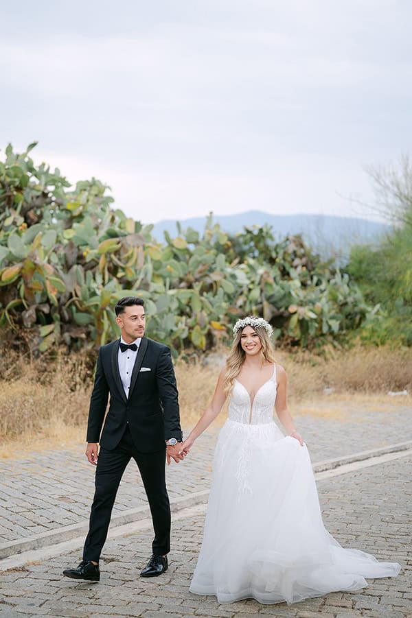 summer-wedding-romantic-snapshots-beautiful_02x