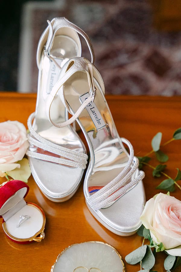 summer-wedding-romantic-snapshots-beautiful_08