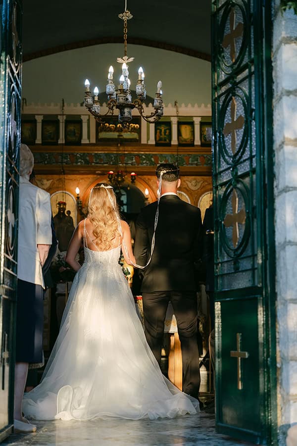 summer-wedding-romantic-snapshots-beautiful_30