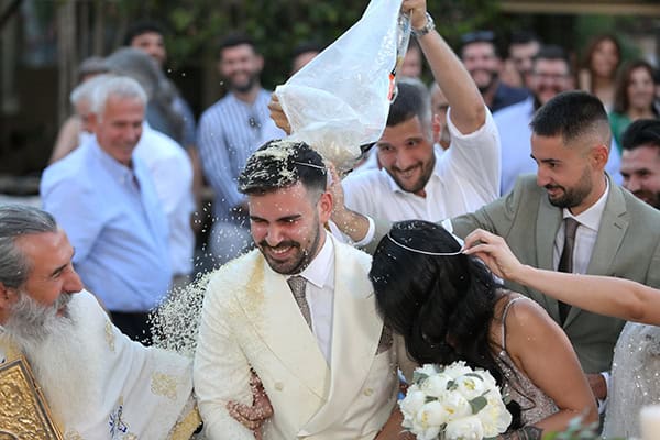 beautiful-summer-wedding-athens-white-flowers_19